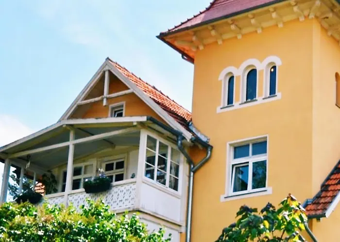 Charlotte アパート クヴェードリンブルク